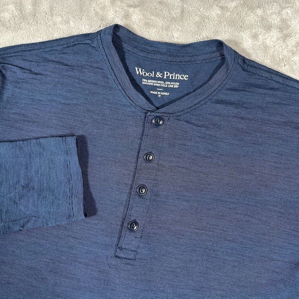 Wool & Prince Mens M Blue Long Sleeve Henley Merino Wool Lightweight Shirt